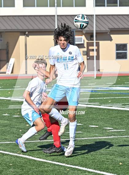 Thumbnail 2 in Lee vs Harlan photogallery.