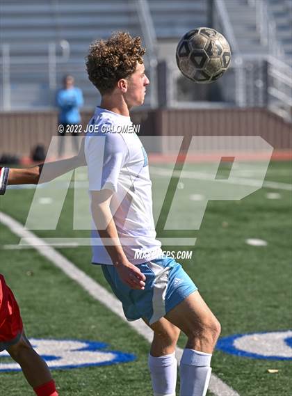 Thumbnail 3 in Lee vs Harlan photogallery.