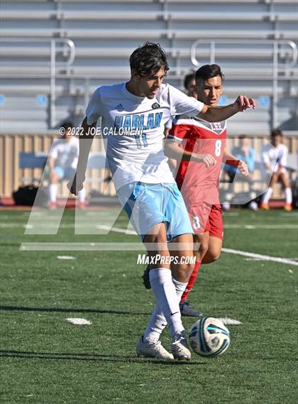 Thumbnail 2 in Lee vs Harlan photogallery.