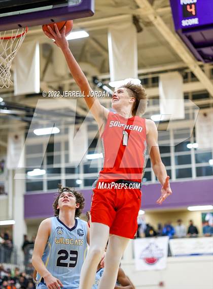 Thumbnail 1 in Southern Durham vs Millbrook (John Wall Holiday Invitational) photogallery.