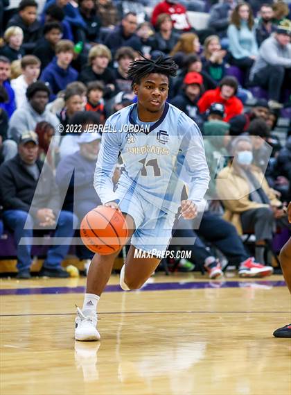 Thumbnail 2 in Southern Durham vs Millbrook (John Wall Holiday Invitational) photogallery.