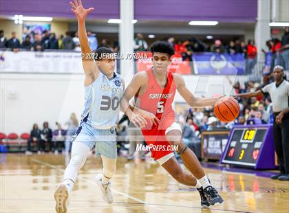 Thumbnail 2 in Southern Durham vs Millbrook (John Wall Holiday Invitational) photogallery.