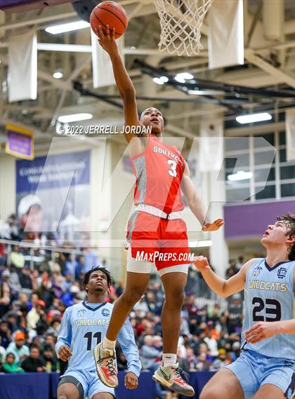 Thumbnail 2 in Southern Durham vs Millbrook (John Wall Holiday Invitational) photogallery.