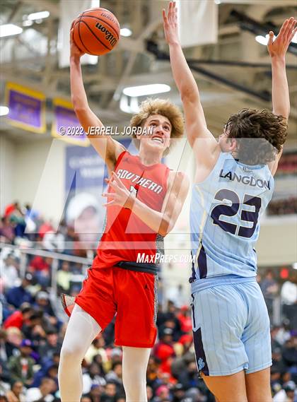 Thumbnail 3 in Southern Durham vs Millbrook (John Wall Holiday Invitational) photogallery.