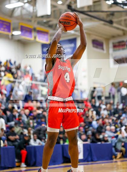 Thumbnail 3 in Southern Durham vs Millbrook (John Wall Holiday Invitational) photogallery.