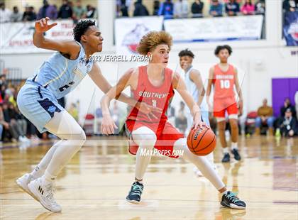 Thumbnail 3 in Southern Durham vs Millbrook (John Wall Holiday Invitational) photogallery.