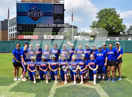 Thumbnail 2 in Weslaco vs. Midway (UIL 6A Softball Final) photogallery.