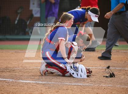 Thumbnail 2 in Weslaco vs. Midway (UIL 6A Softball Final) photogallery.