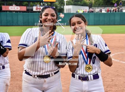 Thumbnail 2 in Weslaco vs. Midway (UIL 6A Softball Final) photogallery.