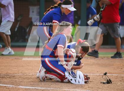 Thumbnail 3 in Weslaco vs. Midway (UIL 6A Softball Final) photogallery.