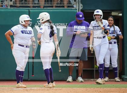 Thumbnail 2 in Weslaco vs. Midway (UIL 6A Softball Final) photogallery.