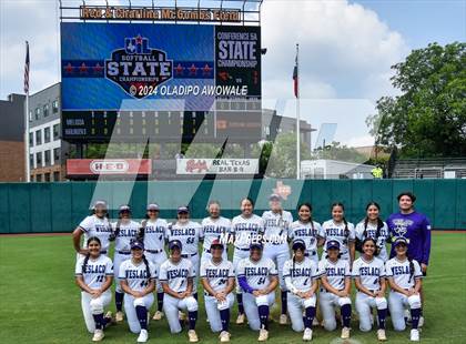 Thumbnail 1 in Weslaco vs. Midway (UIL 6A Softball Final) photogallery.