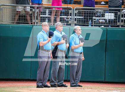 Thumbnail 1 in Weslaco vs. Midway (UIL 6A Softball Final) photogallery.