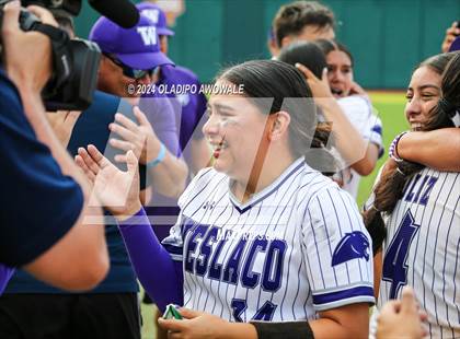 Thumbnail 3 in Weslaco vs. Midway (UIL 6A Softball Final) photogallery.