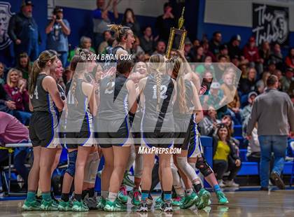 Thumbnail 2 in Cotter vs Ozark Mountain (2A-1 District Final) photogallery.