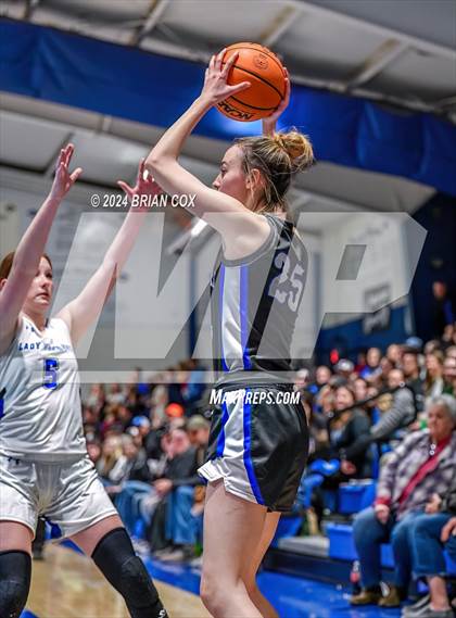 Thumbnail 1 in Cotter vs Ozark Mountain (2A-1 District Final) photogallery.