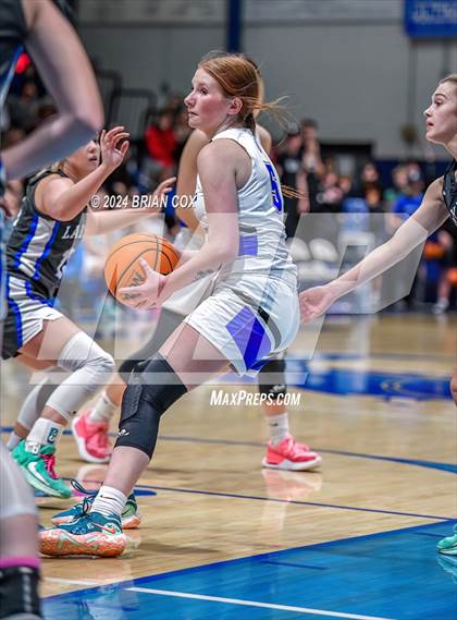 Thumbnail 2 in Cotter vs Ozark Mountain (2A-1 District Final) photogallery.