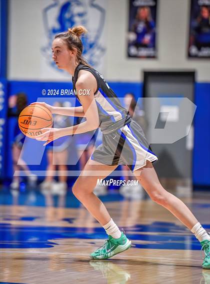 Thumbnail 1 in Cotter vs Ozark Mountain (2A-1 District Final) photogallery.