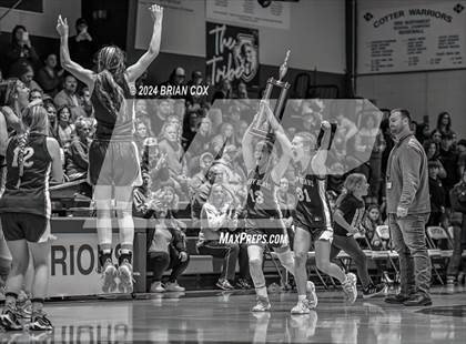 Thumbnail 2 in Cotter vs Ozark Mountain (2A-1 District Final) photogallery.