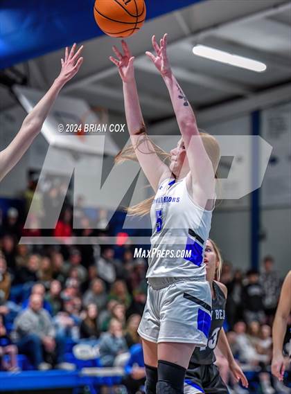 Thumbnail 3 in Cotter vs Ozark Mountain (2A-1 District Final) photogallery.