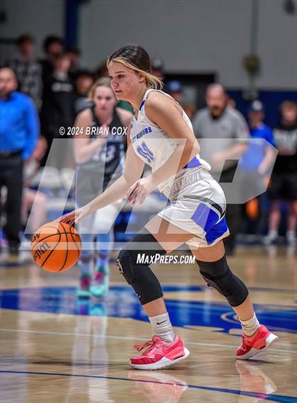 Thumbnail 2 in Cotter vs Ozark Mountain (2A-1 District Final) photogallery.