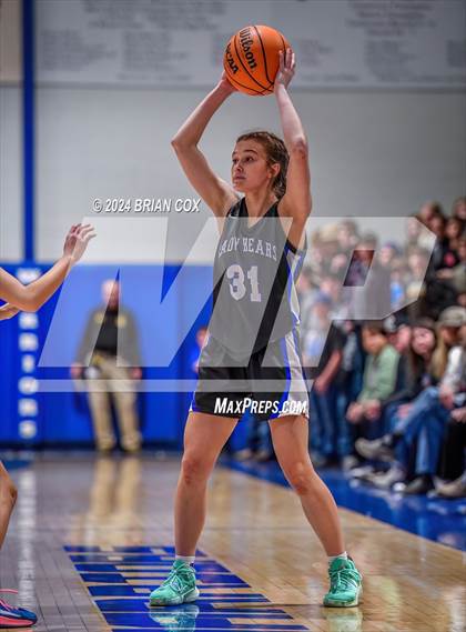 Thumbnail 3 in Cotter vs Ozark Mountain (2A-1 District Final) photogallery.