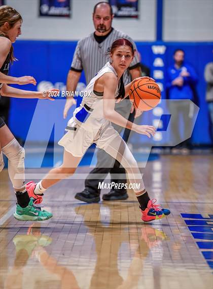 Thumbnail 2 in Cotter vs Ozark Mountain (2A-1 District Final) photogallery.