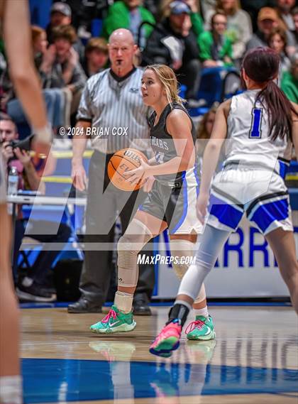 Thumbnail 2 in Cotter vs Ozark Mountain (2A-1 District Final) photogallery.