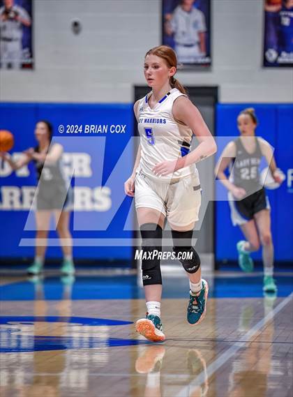Thumbnail 2 in Cotter vs Ozark Mountain (2A-1 District Final) photogallery.