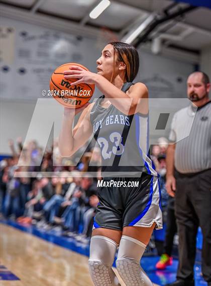 Thumbnail 3 in Cotter vs Ozark Mountain (2A-1 District Final) photogallery.