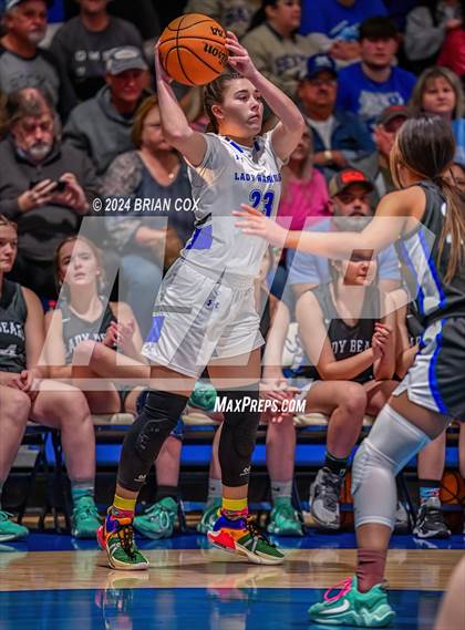 Thumbnail 2 in Cotter vs Ozark Mountain (2A-1 District Final) photogallery.
