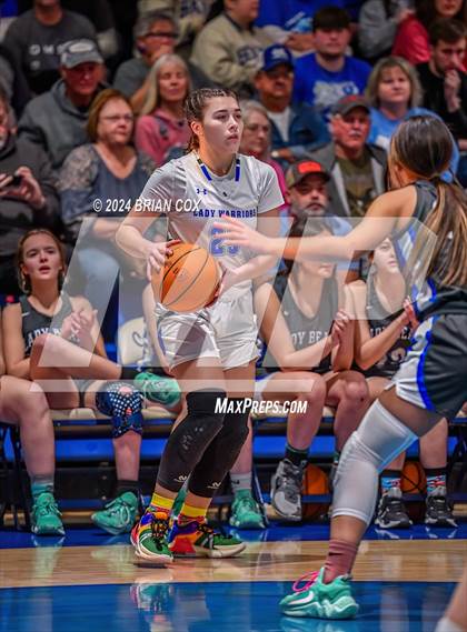 Thumbnail 2 in Cotter vs Ozark Mountain (2A-1 District Final) photogallery.