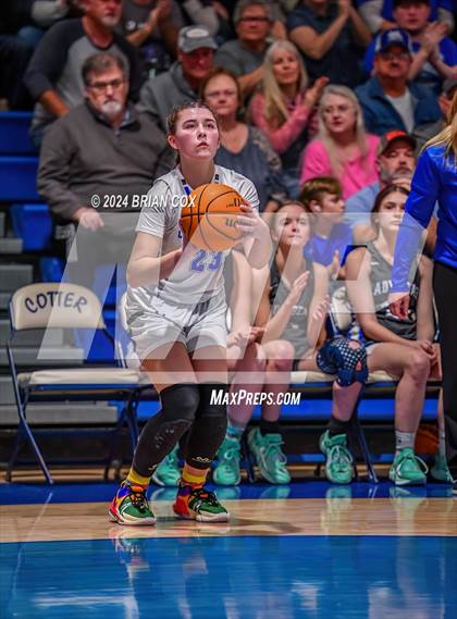 Thumbnail 2 in Cotter vs Ozark Mountain (2A-1 District Final) photogallery.