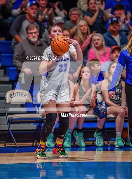 Thumbnail 3 in Cotter vs Ozark Mountain (2A-1 District Final) photogallery.