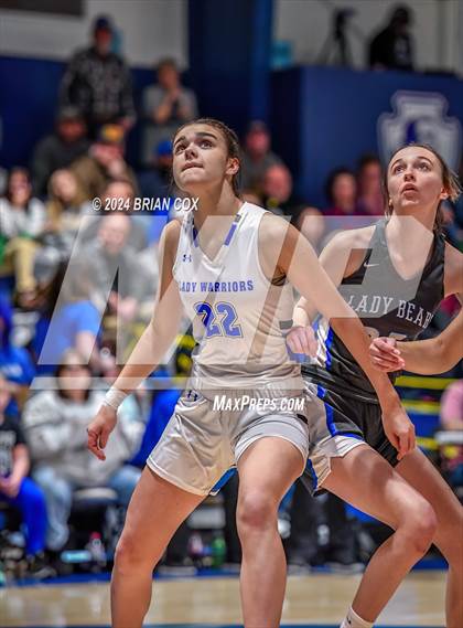 Thumbnail 2 in Cotter vs Ozark Mountain (2A-1 District Final) photogallery.