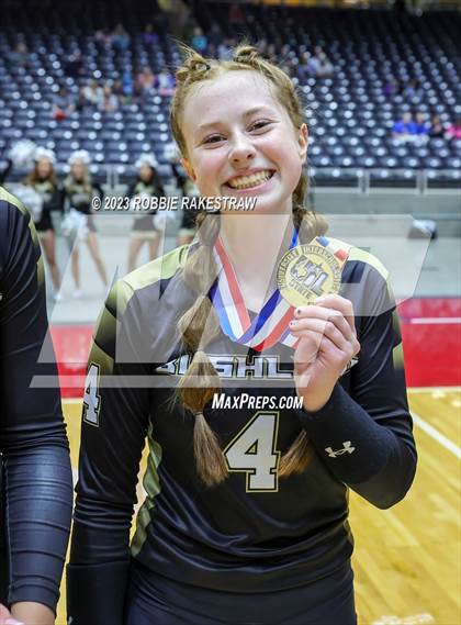 Thumbnail 3 in Gunter vs. Bushland (UIL 3A Volleyball Final Medal Ceremony) photogallery.