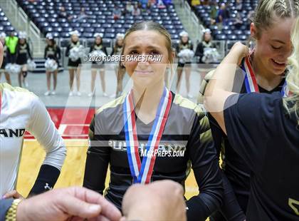 Thumbnail 2 in Gunter vs. Bushland (UIL 3A Volleyball Final Medal Ceremony) photogallery.