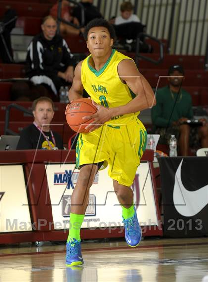 Thumbnail 2 in Wenonah vs. Tampa Catholic (MaxPreps Holiday Classic) photogallery.