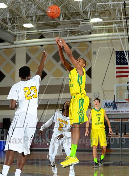 Thumbnail 1 in Wenonah vs. Tampa Catholic (MaxPreps Holiday Classic) photogallery.