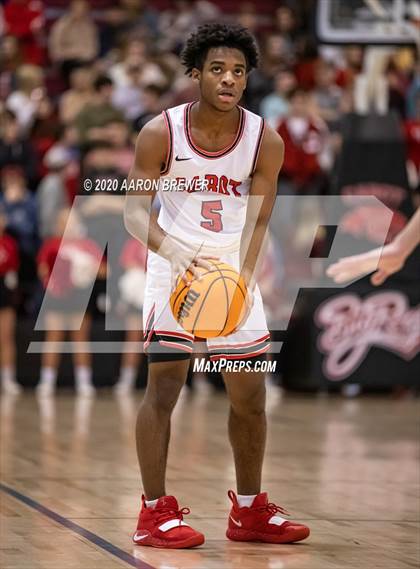 Thumbnail 2 in Catholic vs. Cabot photogallery.