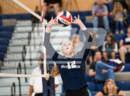 Thumbnail 3 in Boerne-Champion photogallery.