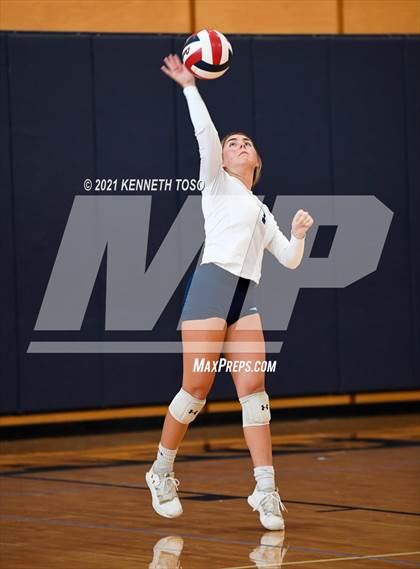 Thumbnail 2 in Boerne-Champion photogallery.