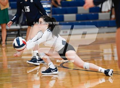 Thumbnail 3 in Boerne-Champion photogallery.