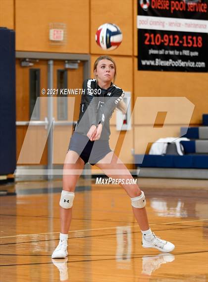 Thumbnail 1 in Boerne-Champion photogallery.