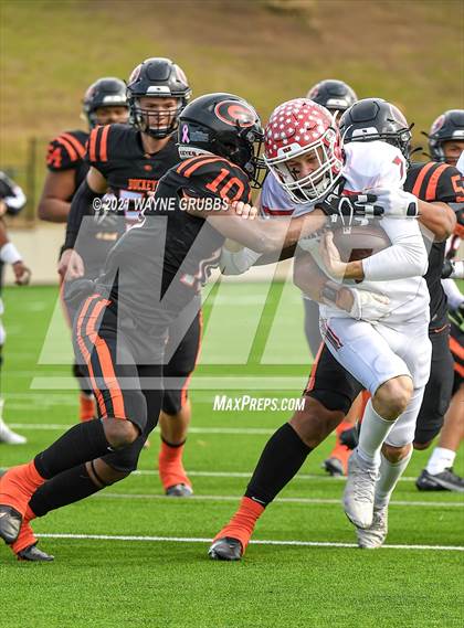 Thumbnail 1 in Van vs. Gilmer (UIL 4A Region Semifinal Playoff) photogallery.