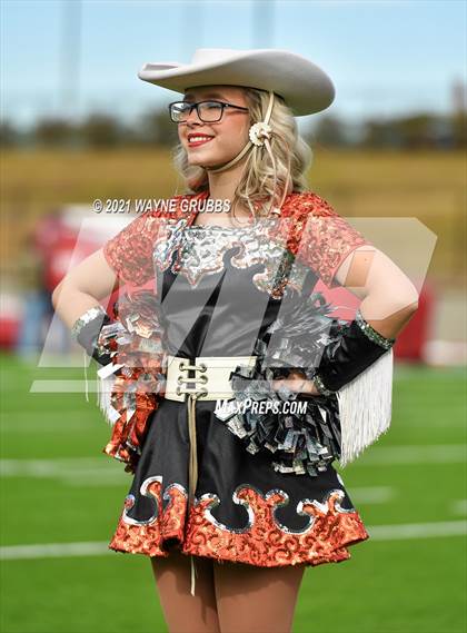 Thumbnail 1 in Van vs. Gilmer (UIL 4A Region Semifinal Playoff) photogallery.