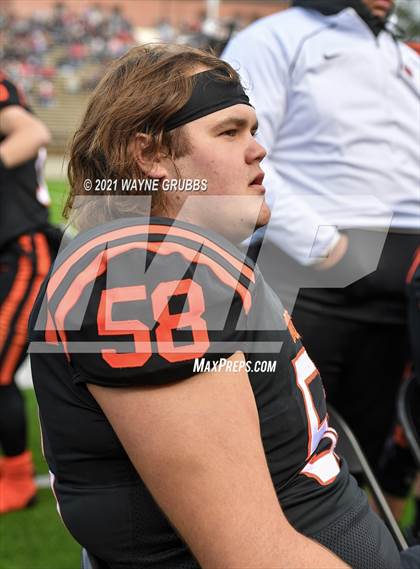 Thumbnail 2 in Van vs. Gilmer (UIL 4A Region Semifinal Playoff) photogallery.