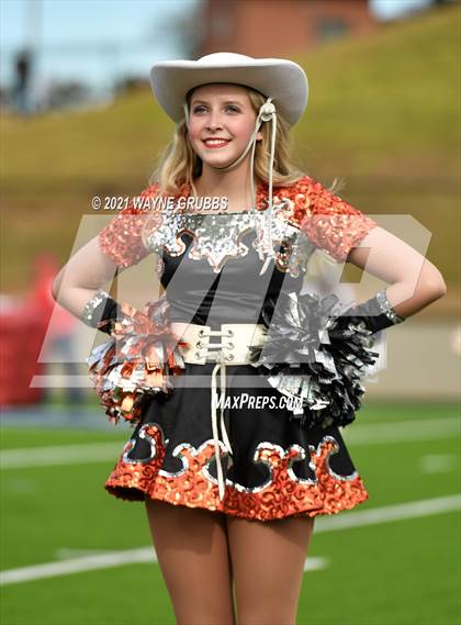 Thumbnail 1 in Van vs. Gilmer (UIL 4A Region Semifinal Playoff) photogallery.