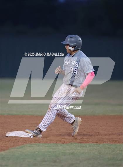 Thumbnail 3 in Pioneer vs. Harlingen South (UIL Baseball Bi-District 5A D2) photogallery.