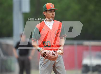 Thumbnail 1 in Pioneer vs. Harlingen South (UIL Baseball Bi-District 5A D2) photogallery.